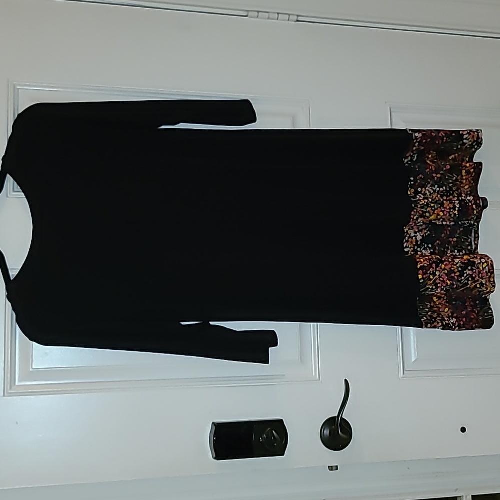 Pioneer woman dress soft flowy - Picture 6 of 7